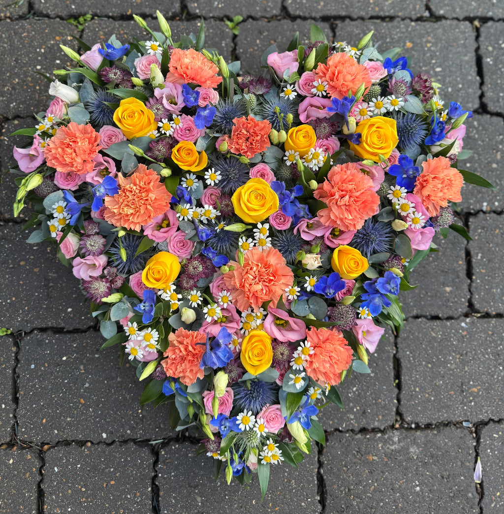 Closed Heart Loose Flower Tribute